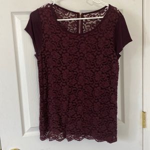 NY&C lace plum top size medium